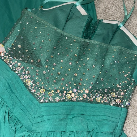 La Femme STUNNING BEADED STRAPLESS MESH & JERSEY GOWN IN SPEARMINT - Picture 10 of 10